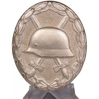 Серебряная степень знака  За ранение  1957 года. Espenlaub militaria