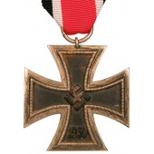 Железный крестЖелезный крест второй класс 1939 PKZ 14 L. Christian Lauer
