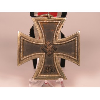 Железный крестЖелезный крест второй класс 1939 PKZ 14 L. Christian Lauer. Espenlaub militaria