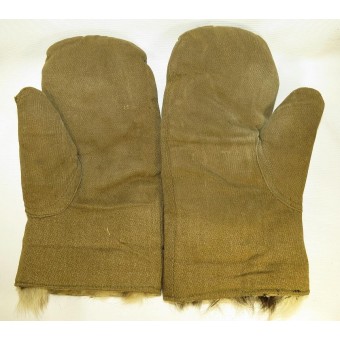 RKKA Soviet war time issue cold weather fur lined  mittens. Espenlaub militaria