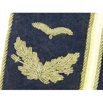 Blaue Sanitätskragenspiegel der Luftwaffe für den Rang eines Assistenzarztes. Espenlaub militaria