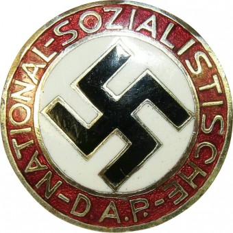 NSDAP insignia del partido, tamaño medio, GES.GESCH.. Espenlaub militaria