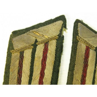 Сильно ношенный комплект петлиц офицера артиллериста в Вермахте.. Espenlaub militaria