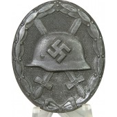 1939 Zink gemaakte Wond badge 2e klasse, gemerkt 30 voor Hauptmünzamt Wien.