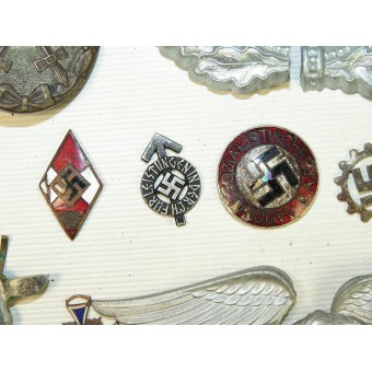 Set di premi tedeschi e distintivi dal periodo di Terzo Reich. Espenlaub militaria