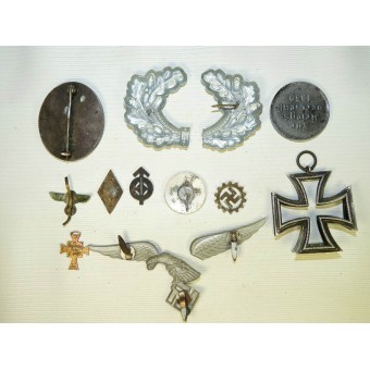 Set di premi tedeschi e distintivi dal periodo di Terzo Reich. Espenlaub militaria