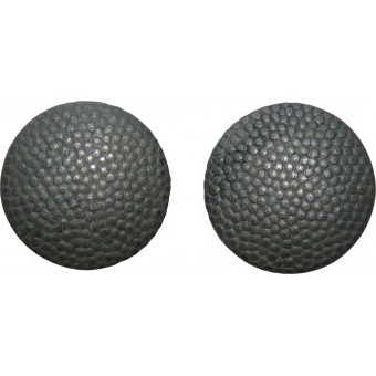 12 mm zinc buttons for visor hats Sturmriemen (chin cord). Mint, late war. Espenlaub militaria