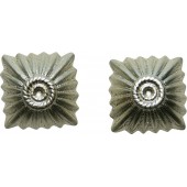 13 mm silberne Rangsterneette für Wehrmachts- oder Waffen-SS-UnteroffiziersSchulterklappen