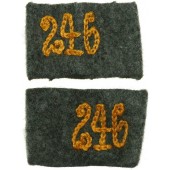 Slip on tabs voor schouderbanden van Wehrmacht Radfahr-Aufklärungs-Schwadron 246