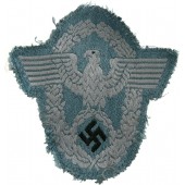 Águila BeVo de la policía de campo del III Reich para túnica. Ejemplo de uniforme retirado