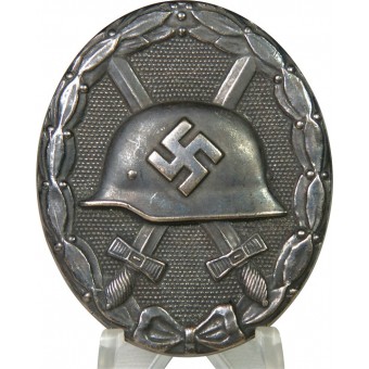 Unmarked wound badge in black 1939, blued variant. Espenlaub militaria