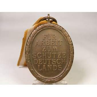 Bronze made West Wall medal 1st type. Espenlaub militaria