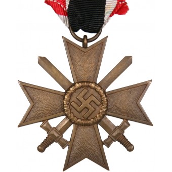 Kriegsverdienstkreuz II klasse. 1939 mit Schwertern. KVKII. Bronze. Espenlaub militaria