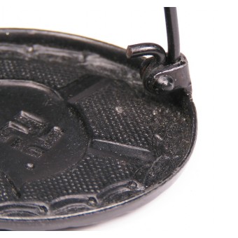 Slingad märke 1939 i svart, 81 - Oberhoff & Cie Black, märkt 81, integrerat gångjärn/låset. Espenlaub militaria