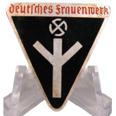 Deutsches Frauenwerk membership badge