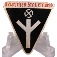 Deutsches Frauenwerk membership badge