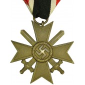 KVK II- Kriegsverdienstkreuz. 2 klasser.