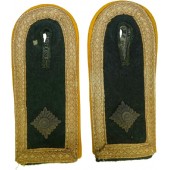 Wehrmacht Heer Wachtmeister of Cavalry/ Kavalerie shoulderstraps for Feldbluse