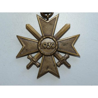 3e Reich Kriegsverdienst croix avec des épées, KVKII, bronze. Espenlaub militaria