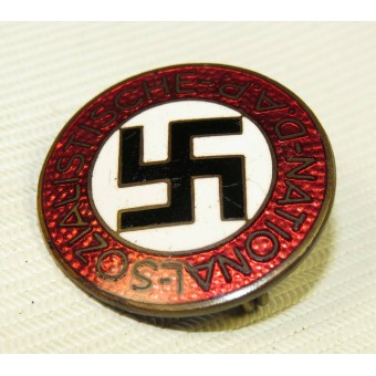 Знак члена партии НСДАП с маркировкой М1/78-Paulmann & Crone. Espenlaub militaria