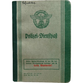 WW2 originale Polizei-Dienstpaß. Bandenkampfabzeichen premiazione.. Espenlaub militaria
