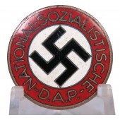 Raro distintivo di produttore membro della NSDAP M 1/155-Schwertner & Cie
