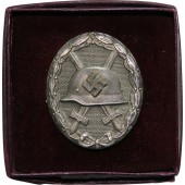 Silver wound badge 1939 in the box of issue