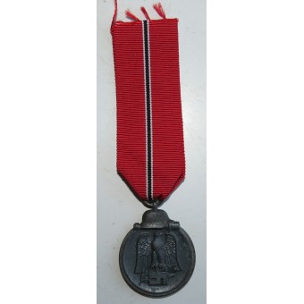 Winterschlacht im Osten, medalla sin marcar cubierta con Brennlak. Espenlaub militaria