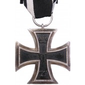 Eisernes Kreuz 2. Klasse 1914 mit einer unbekannten Herstellermarke auf dem Ring