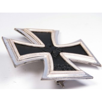 Eisernes Kreuz 1. Klasse 1939. 3 - Deumer. Im Etui. Münzstätte.. Espenlaub militaria