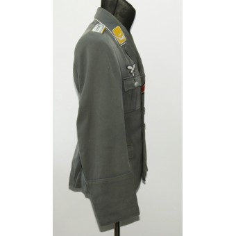 Salty Luftwaffe Tuchrock Löjtnants tunika. Espenlaub militaria