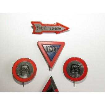 3ème Reich Winterhilfswerk badges série de panneaux de signalisation routière. Espenlaub militaria