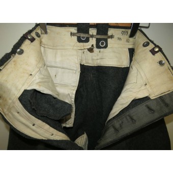 Pantaloni Waffen SS m1943- 910 fabbrica. Espenlaub militaria