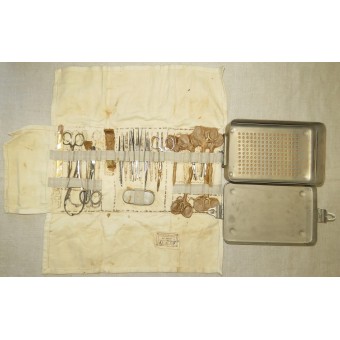 RKKA Small Dresh Dreshing avec des instruments médicaux, 1944. Espenlaub militaria