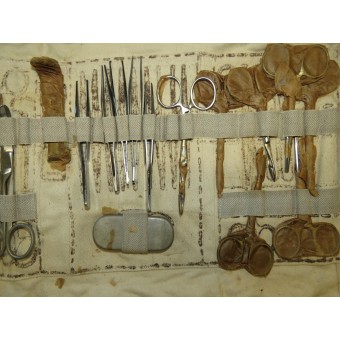 RKKA Kleines Verbandsset mit medizinischen Instrumenten, 1944. Espenlaub militaria