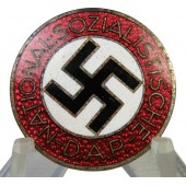 Nationalsozialistische Deutsche Arbeiterpartei (NSDAP) badge, М1/153RZM