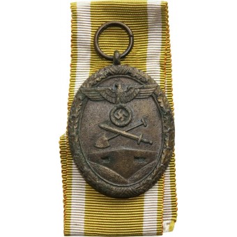 Westwal-medaille met 3 gemarkeerde ring voor Wilhelm Deumer, 2e type, na 1944. Espenlaub militaria