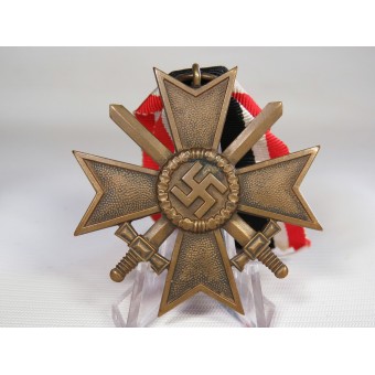 Bronsklass krigsmeritkors 1939 med/med svordomar. Espenlaub militaria