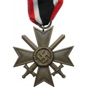 Croix du mérite de guerre 1939 avec épées. Marquage 