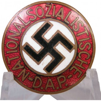 NSDAP-Mitgliedsabzeichen vor 1936, gekennzeichnet mit 8 RZM,. Espenlaub militaria