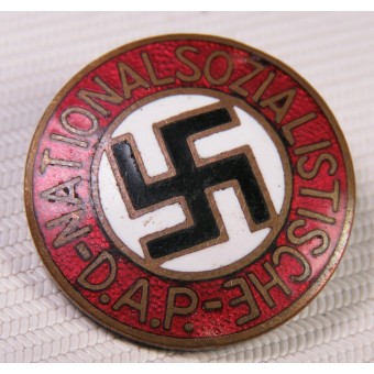 NSDAP-Mitgliedsabzeichen vor 1936, gekennzeichnet mit 8 RZM,. Espenlaub militaria