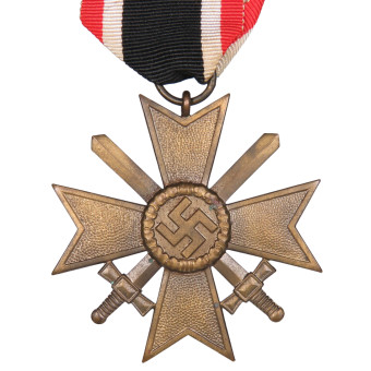 KVK 1939 II Class with Swords in Bronze. Espenlaub militaria