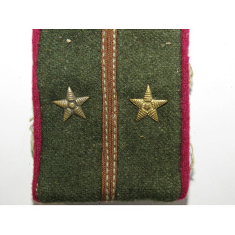 Épaulette de campagne de lArmée rouge soviétique dun lieutenant du génie des troupes de chars. Espenlaub militaria
