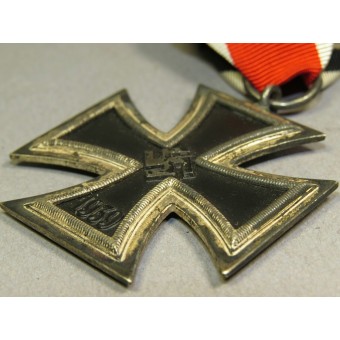 Croix de fer 1939 2e classe. EK.2 marqué 100 Rudolf Wachtler et Lange. Espenlaub militaria