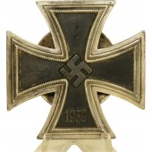 Iron Cross 1st Class 1939 by L/58 - Rudolf Souval, Wien.