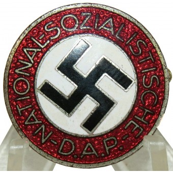 NSDAP: n jäsenmerkki merkitty M1/105 RZM - Hermann Aurich. Espenlaub militaria