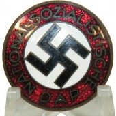 Insignia de miembro del NSDAP M1\90 - Apreck & Vrage, Leipzig