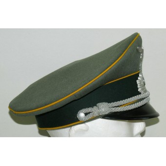 Sombrero de visera Wehrmacht Heer quinto regimiento de caballería del oficial con el cráneo tradicional.. Espenlaub militaria