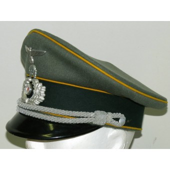 Cappello visiera Wehrmacht Heer 5 ° Reggimento di Cavalleria dellufficiale con il cranio tradizionale.. Espenlaub militaria