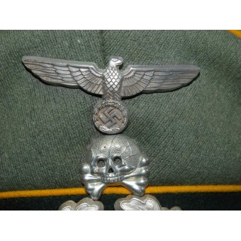 Wehrmacht Heer 5th Cavalry Regiment officerens visirhatt med traditionell skalle.. Espenlaub militaria